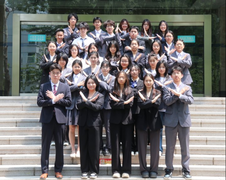 学习实践部大家庭合影